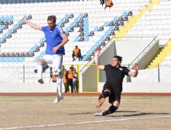 B.Belediyespor 90 da kazandı